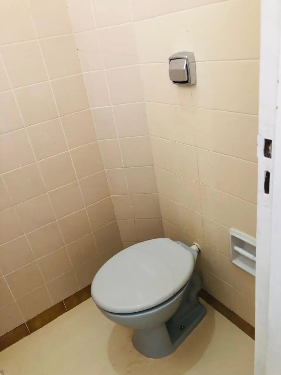 Grande e Ótimo apartamento, bem localizado - Foto 3