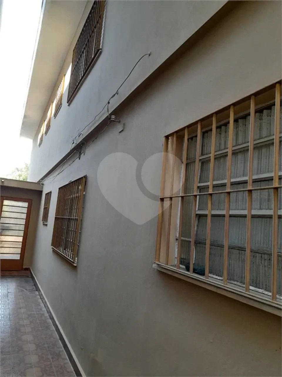 Ótimo sobrado com 3 quartos, sendo uma suíte, 2 vagas. - Foto 5
