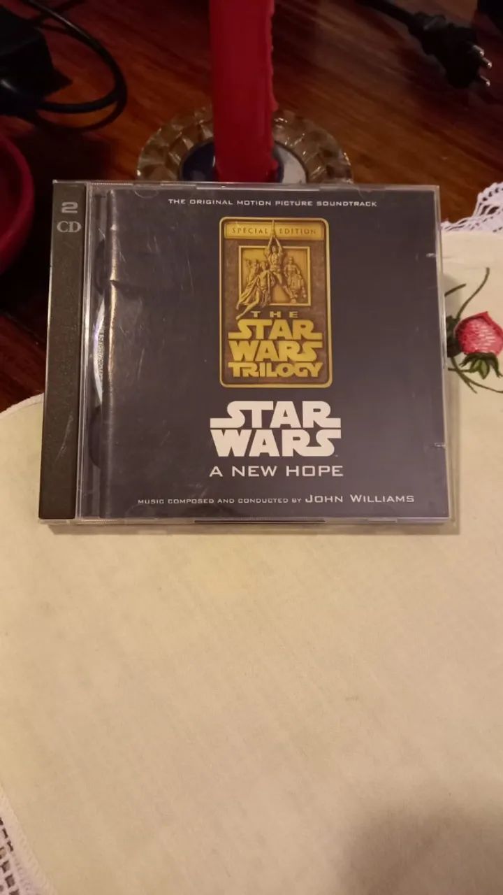 Lote de CDS de Filmes Star Wars (Duplos) - Foto 2