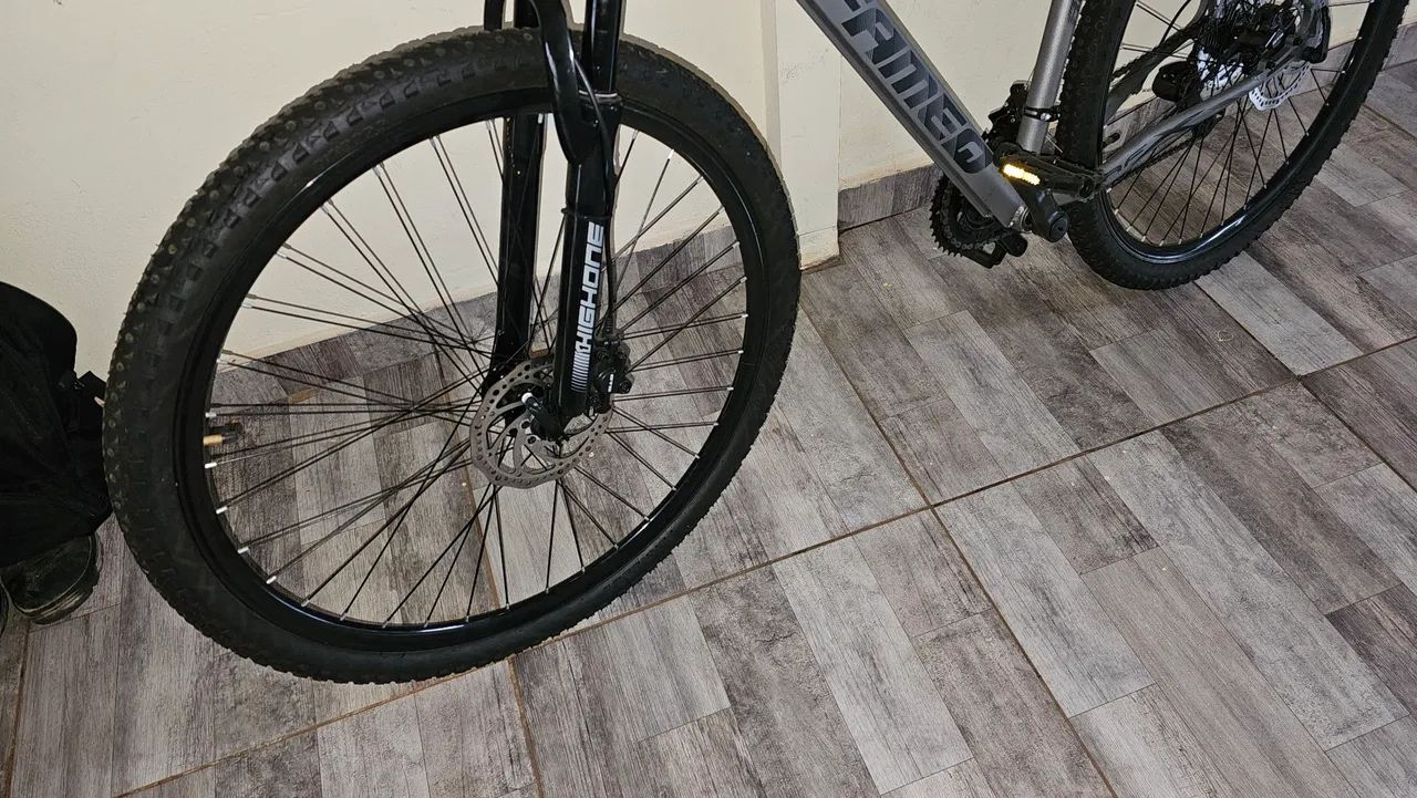 Bicicleta aro 29  - Foto 4