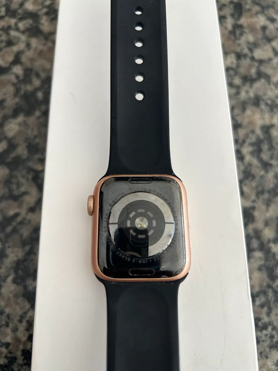 Apple Watch séries 5 dourado rose - Foto 2