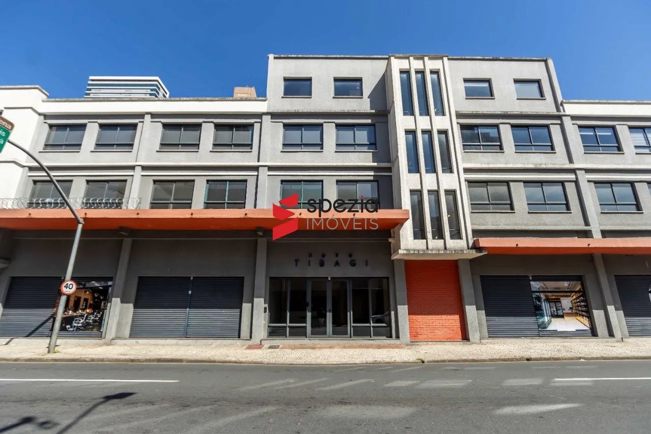 Sala Comercial de 276 m² para Locação no Centro de Curitiba