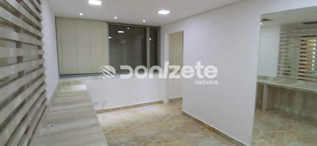 Sala Comercial 42,50m² com 3 salas, 2 banheiros e 1 vaga | Vila Bastos, Santo André - Foto 3