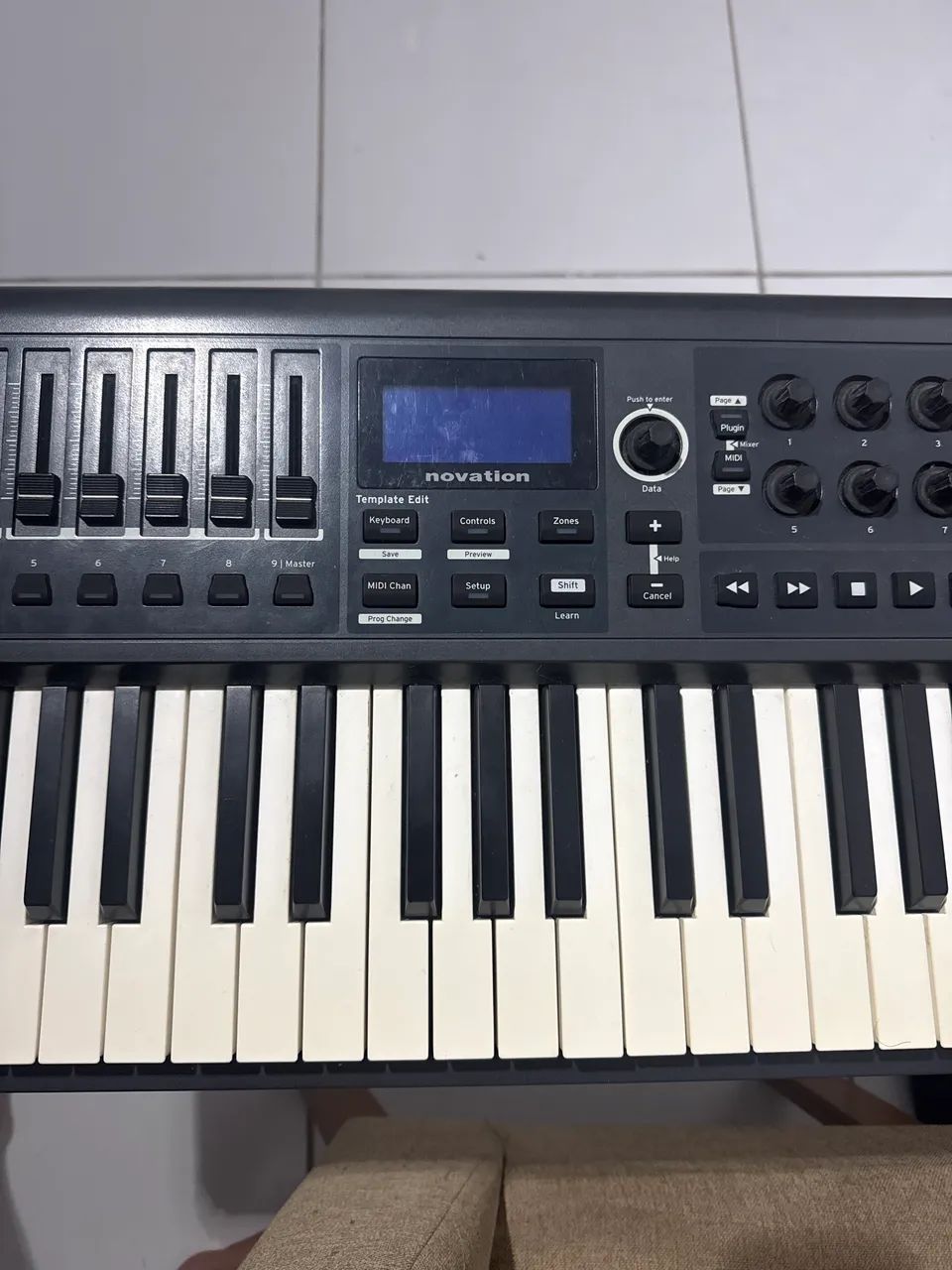 Teclado Controlador Novation - Foto 4