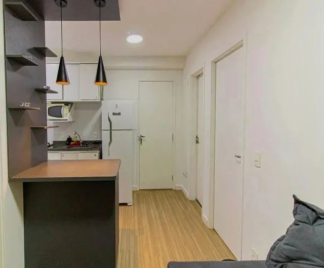 Apartamento ( 2 dormitórios ) , aluguel anual com caução e com mobília. 