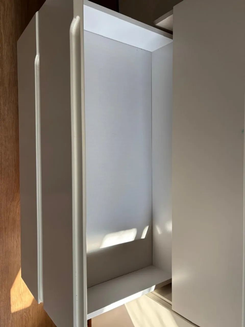 Cômoda de bebê semi nova MARCA MATIC - Foto 4