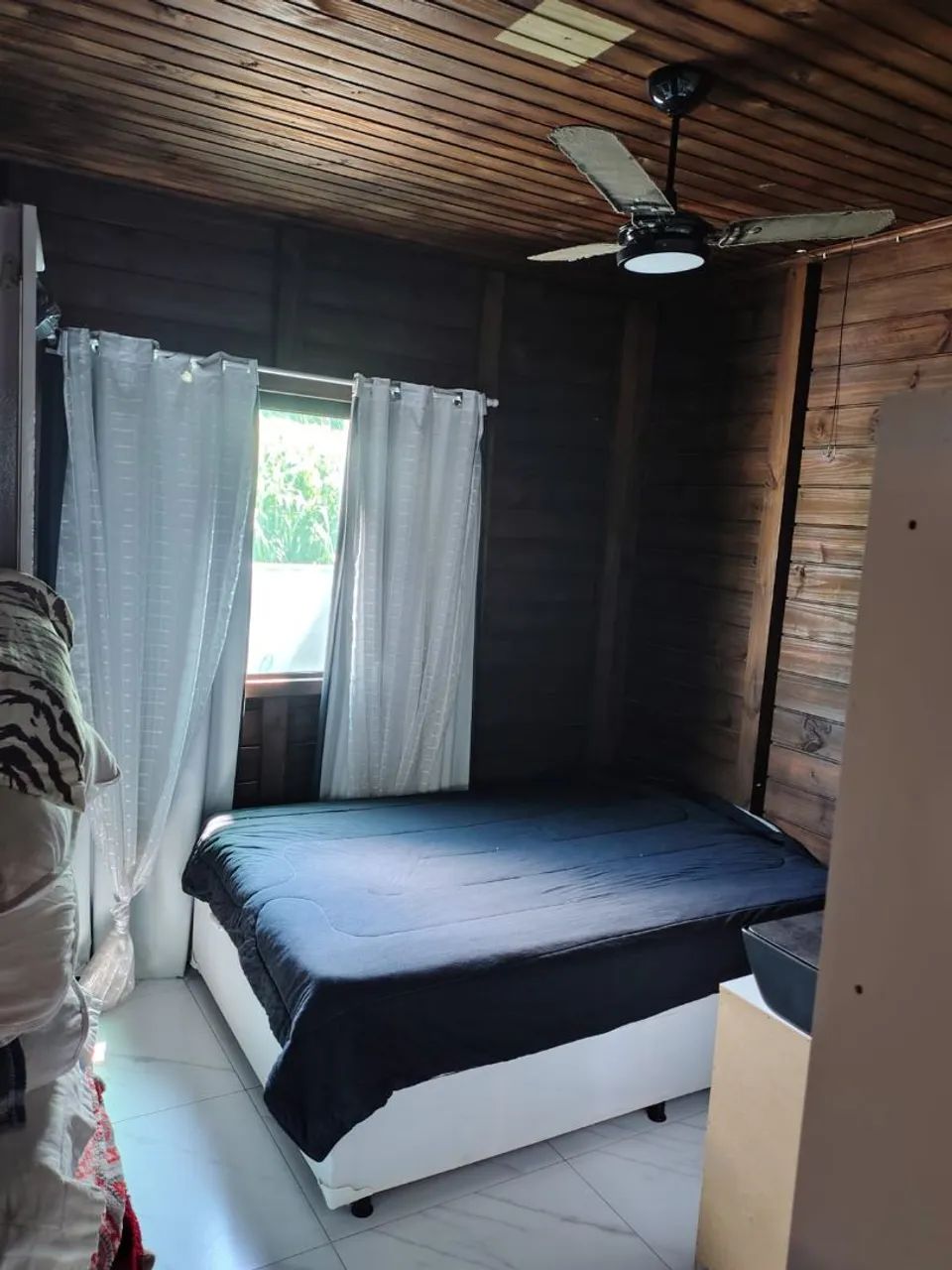 Casa de madeira semi nova - Foto 4