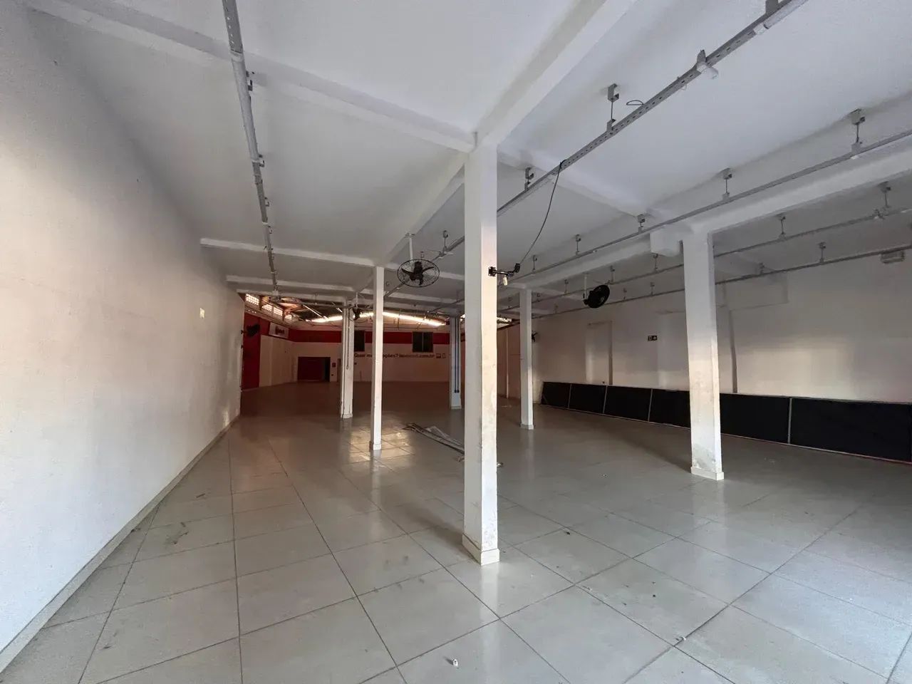 PONTO COMERCIAL COM OTIMA LOCALIZAÇÃO - Foto 3