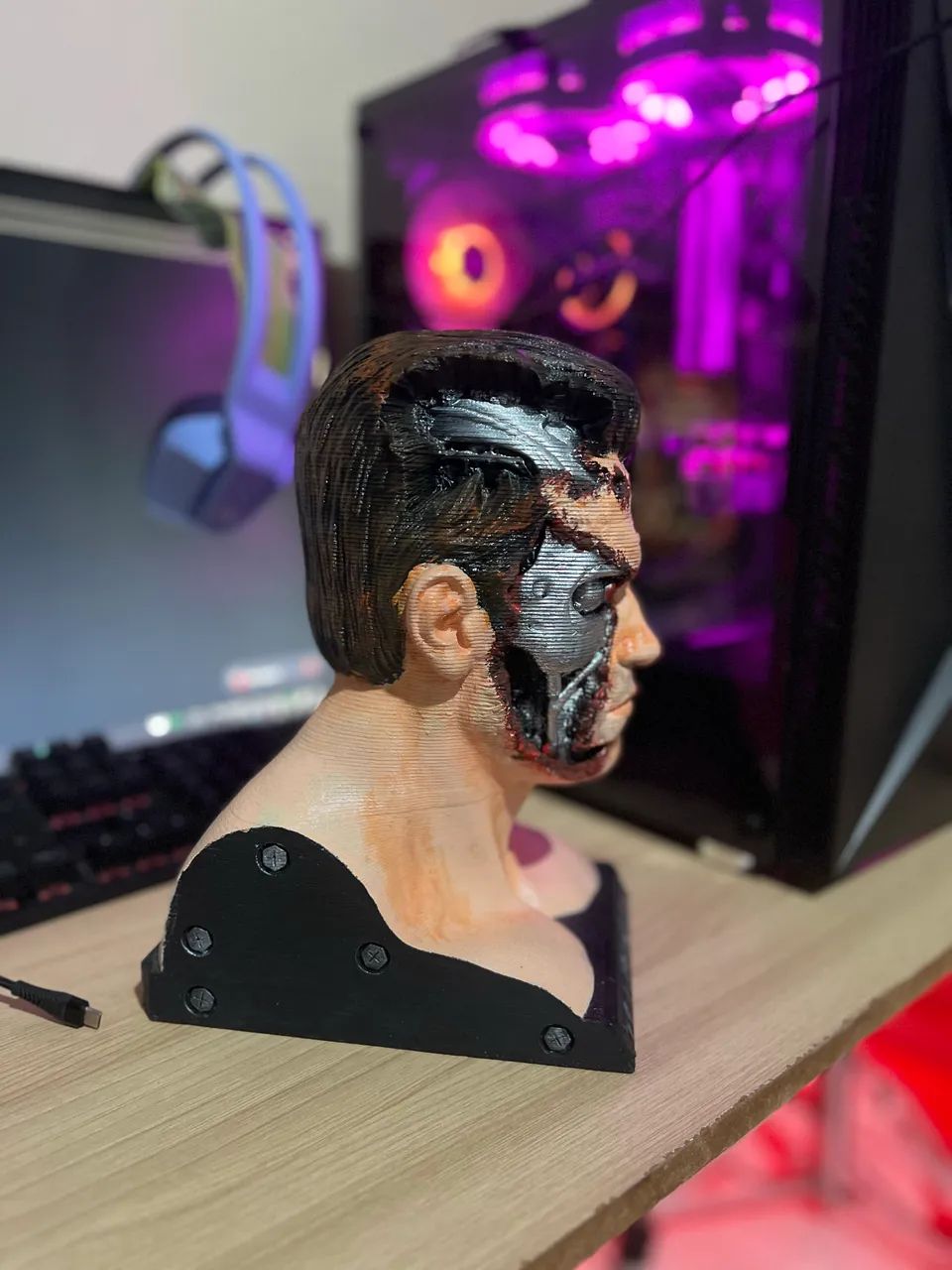 Busto Exterminador do futuro  - Foto 2