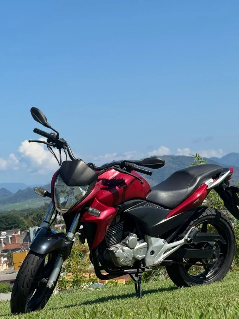 CB300r 2013 - Foto 2