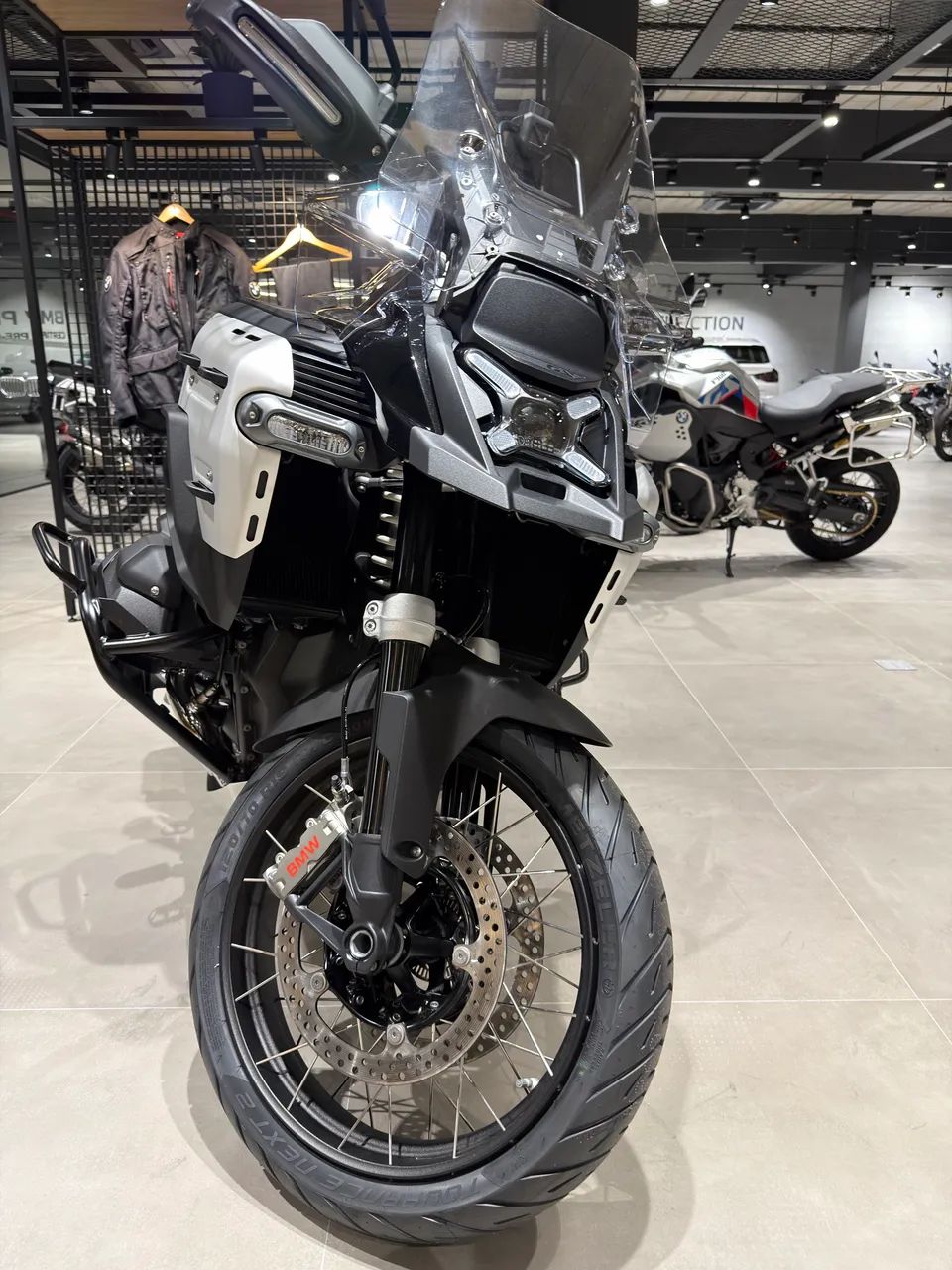 BMW R 1300 GS ADVENTURE AUTOMÁTICA = ASA 2026 - Foto 2