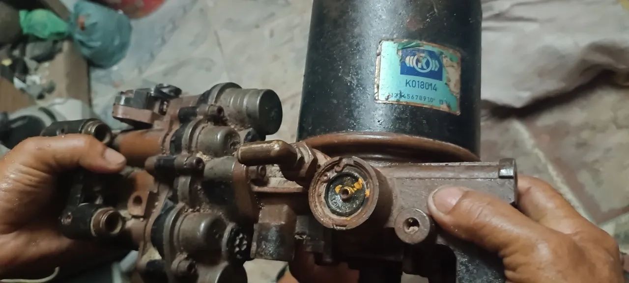 Válvula Secadora de Ar APU