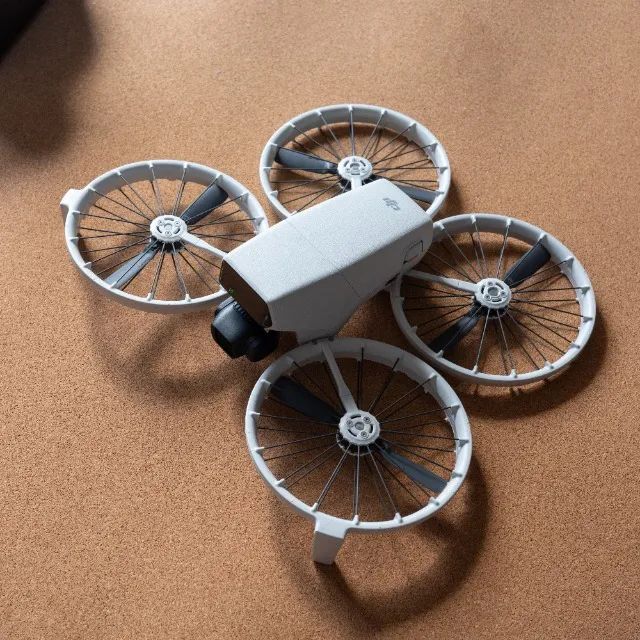 DJI Flip - Fly More Combo - Foto 2