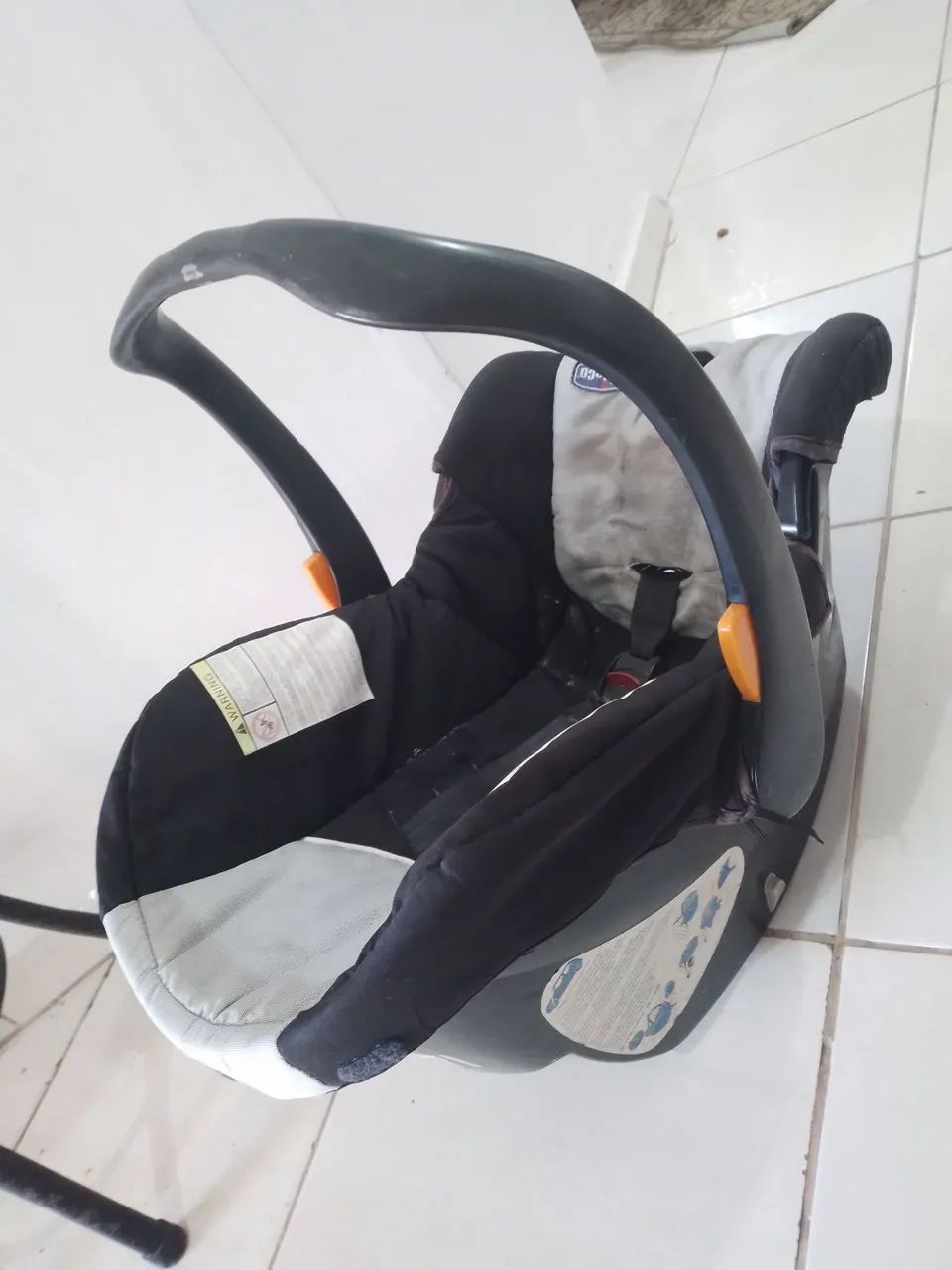 Cadeira pra carro bebê conforto só 90 reais  - Foto 5