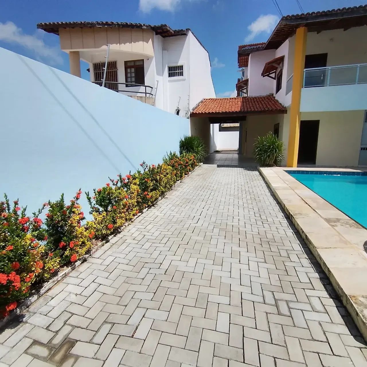 Imóvel para aluguel tem 300 metros quadrados com 5 quartos - Foto 3