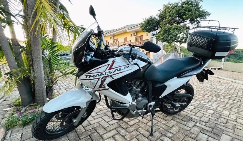 TRANSALP 700V 2013