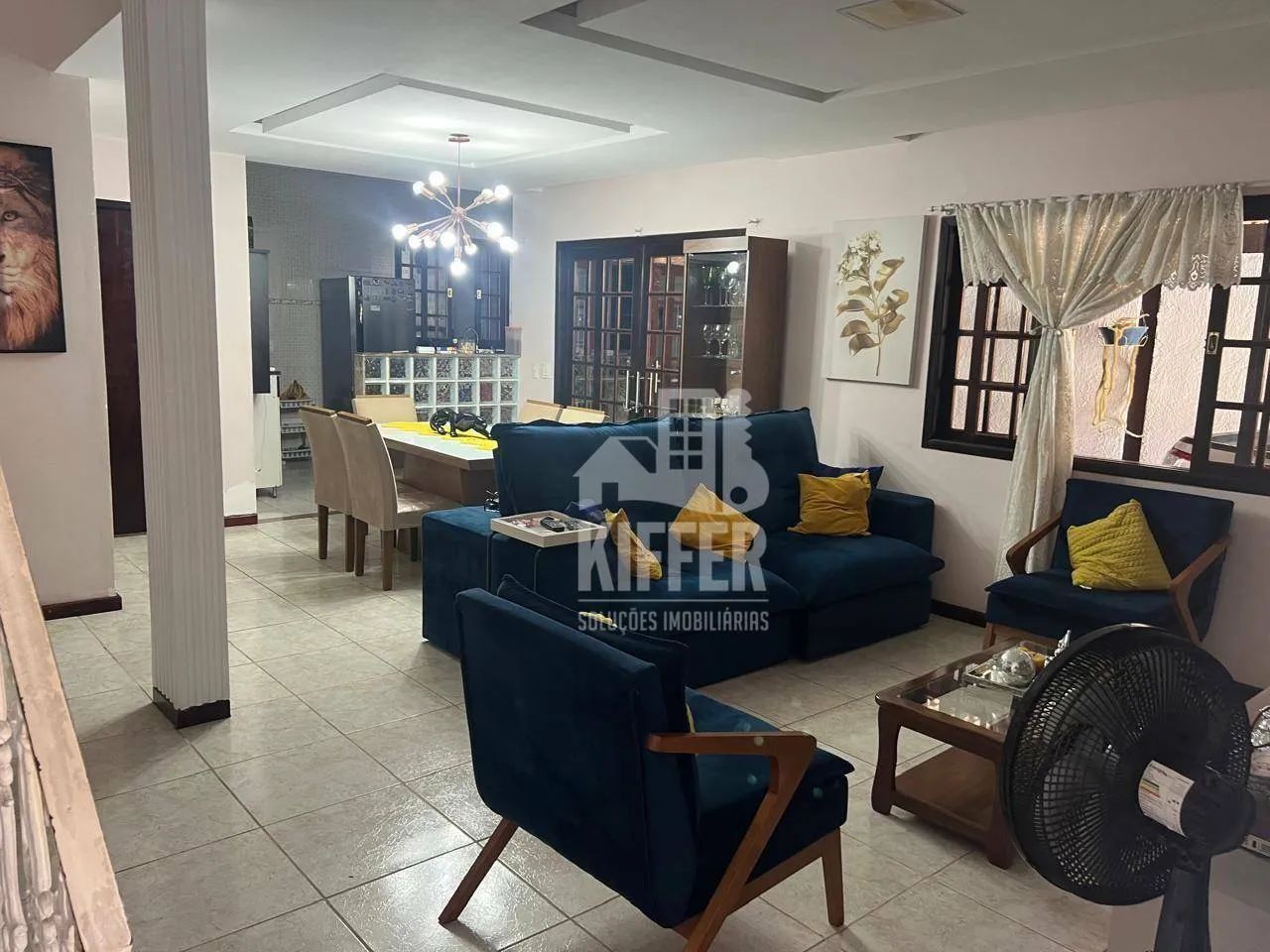 Casa Duplex 4 Quartos com 3 Suítes em Condomínio no Pacheco