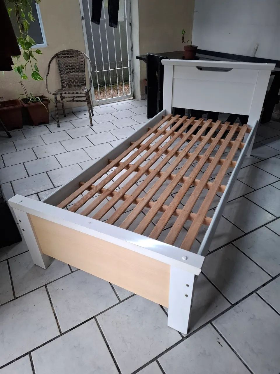 Vendo  cama de solteiro   - Foto 3