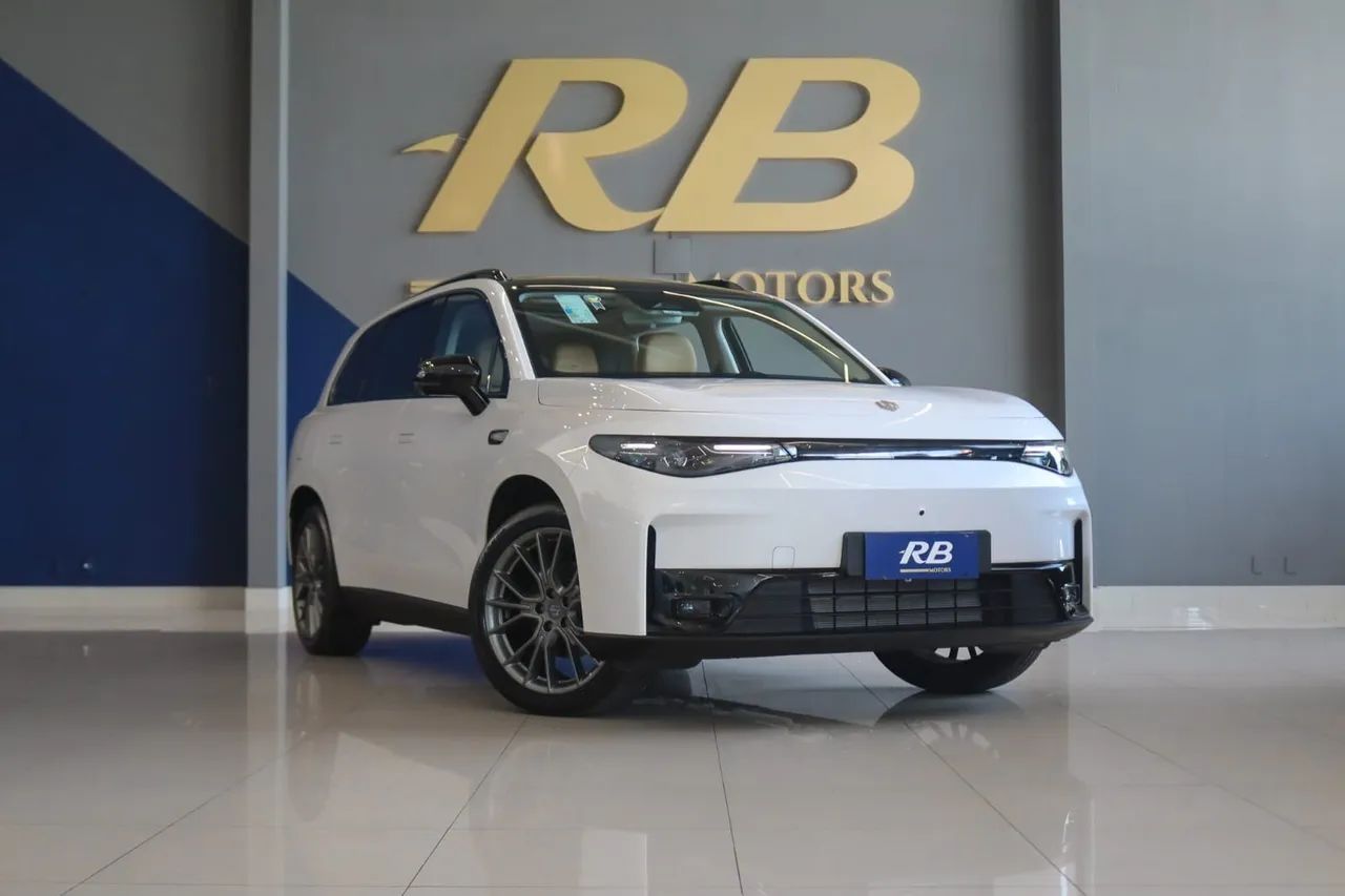 Leapmotor C10 REEV (Híbrido) 2026