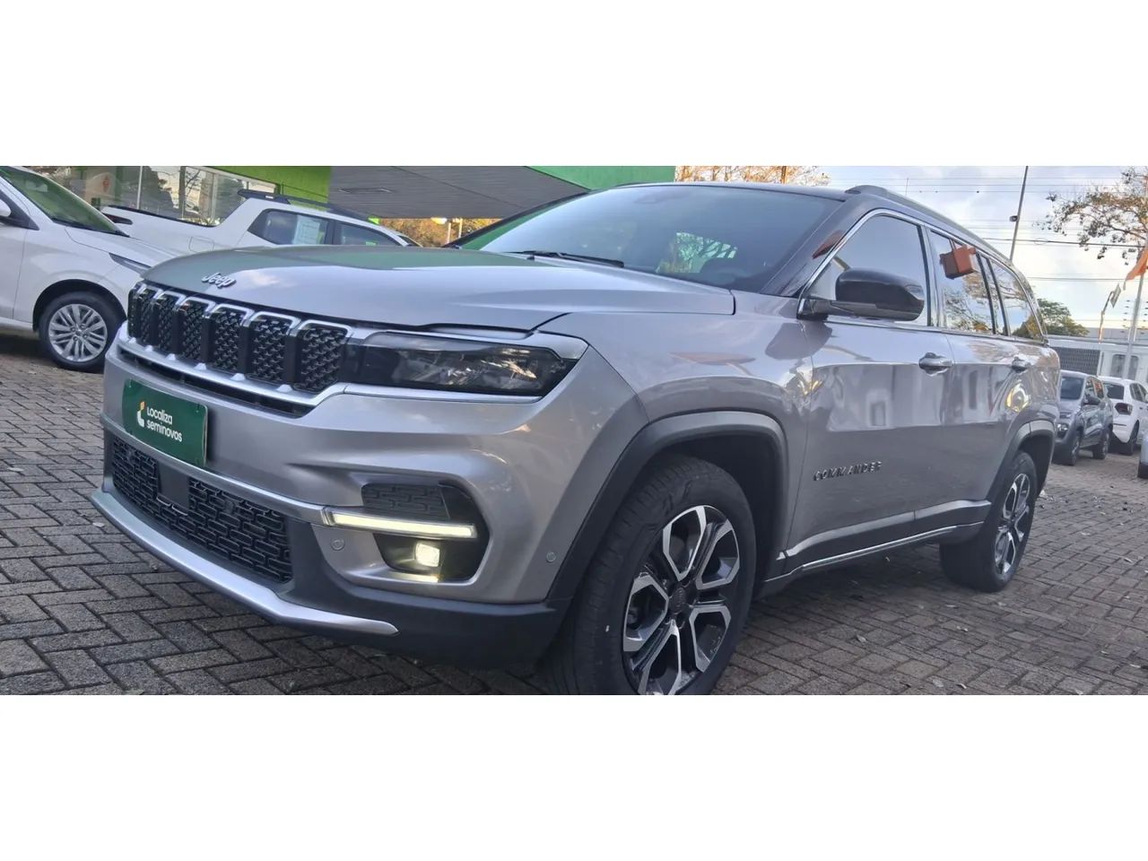 Jeep Commander Limited T270 1.3 TB Flex AUT 2023 - Foto 9