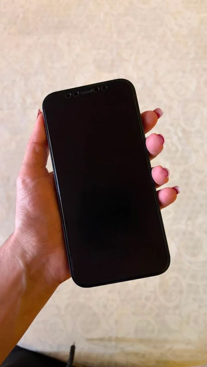 Apple iPhone 12 64GB preto - Foto 2