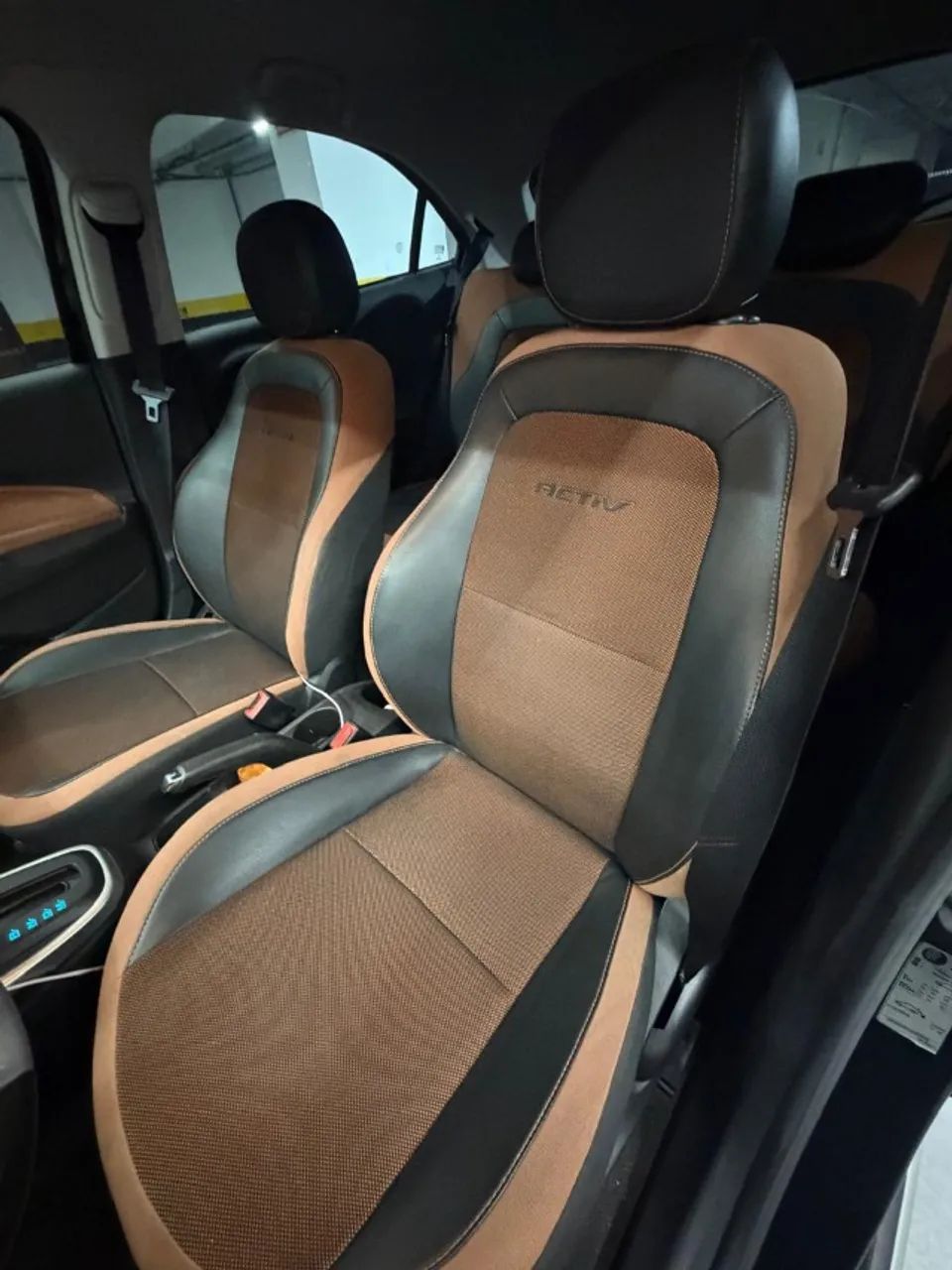 Chevrolet Onix Activ 1.4 8V Flex Aut. 4P 2018 - Foto 10