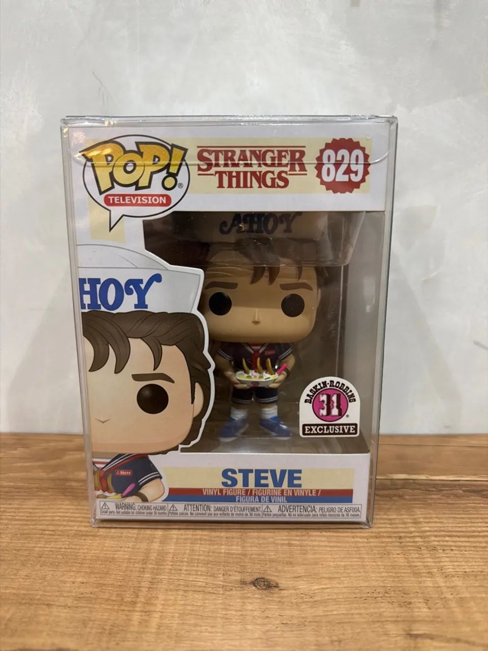 Funko Pop Steve Stranger Things 829 Exclusivo