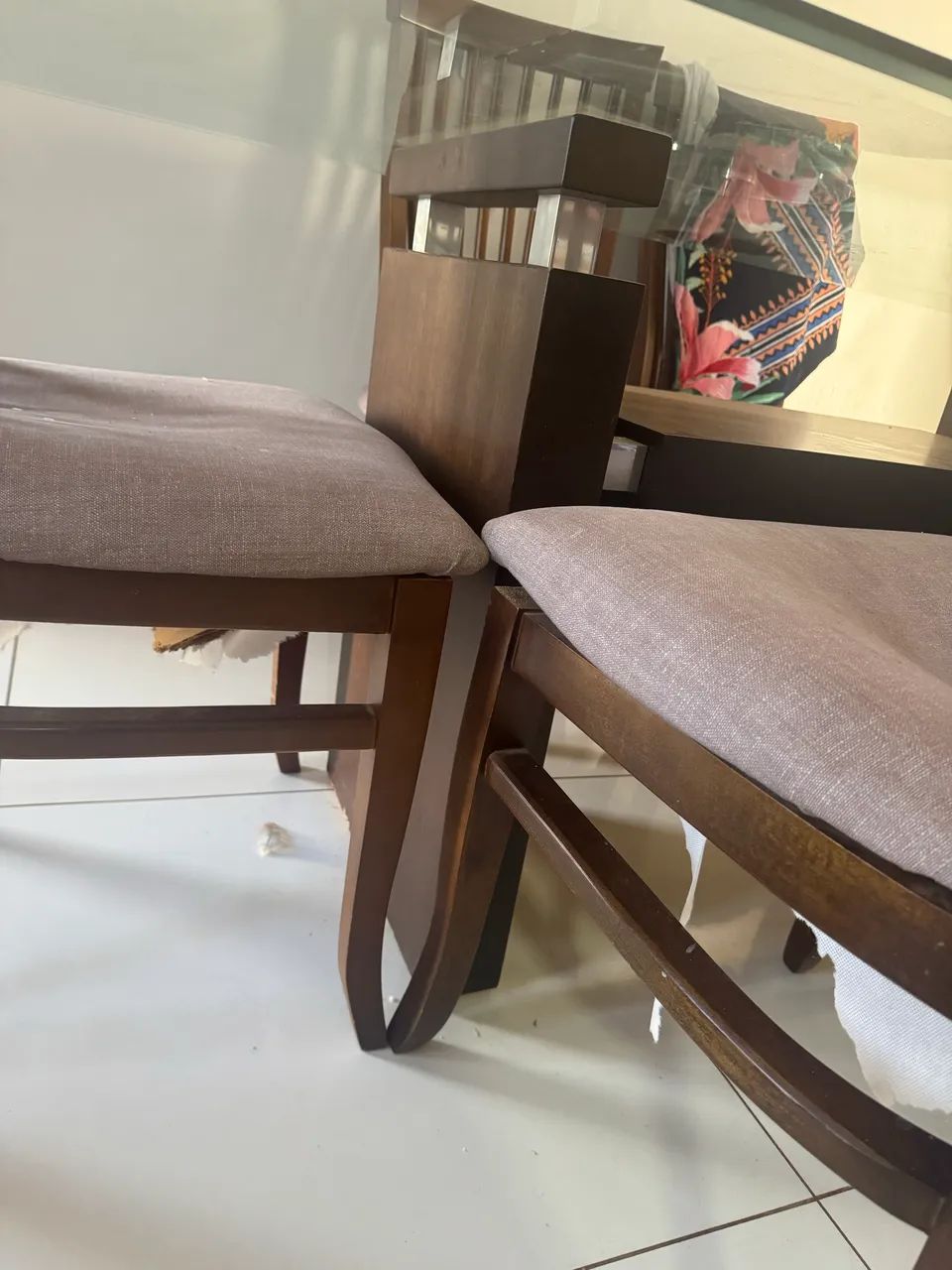 Vendo mesa de jantar em madeira  - Foto 4