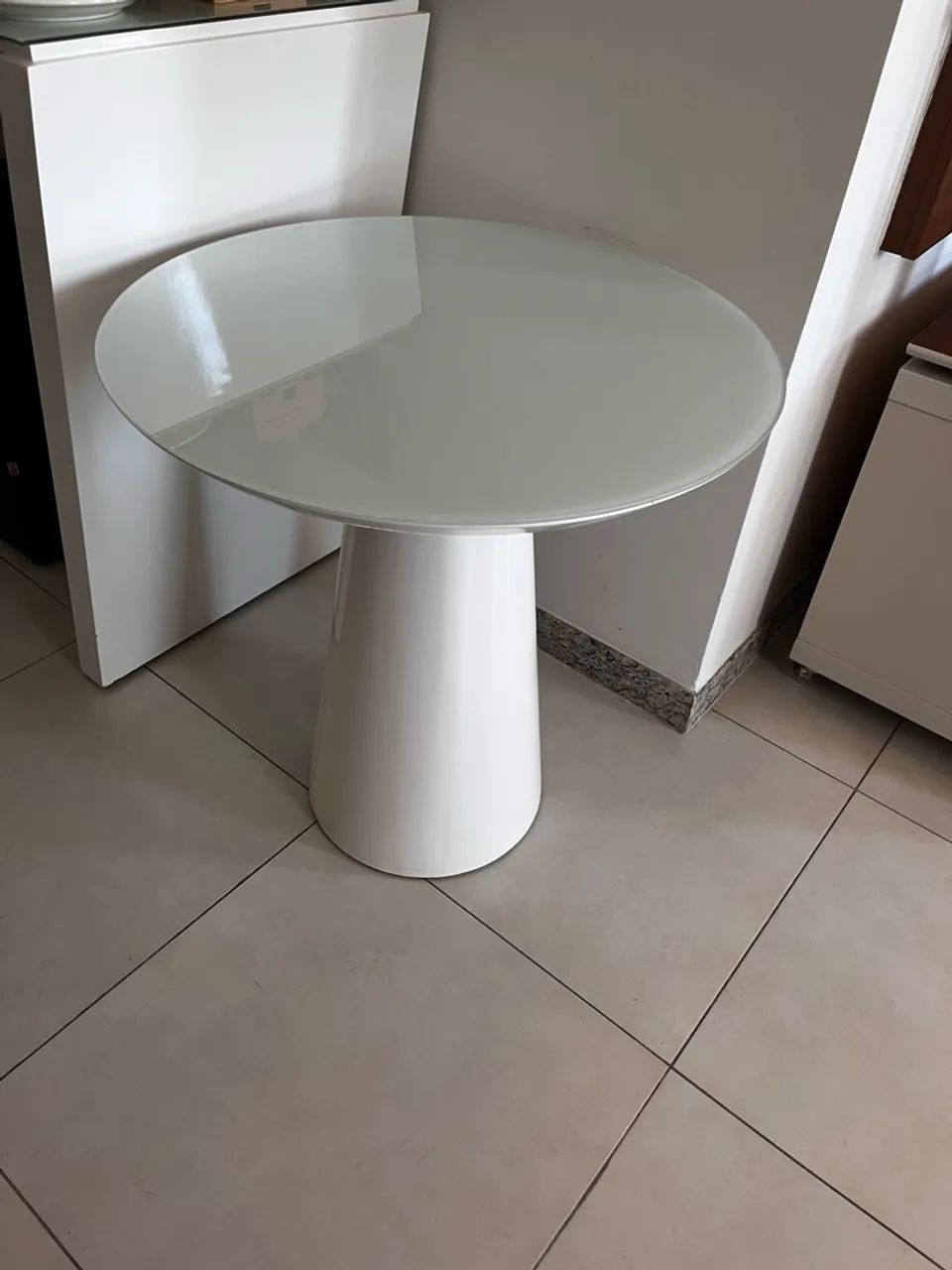 Mesa lateral