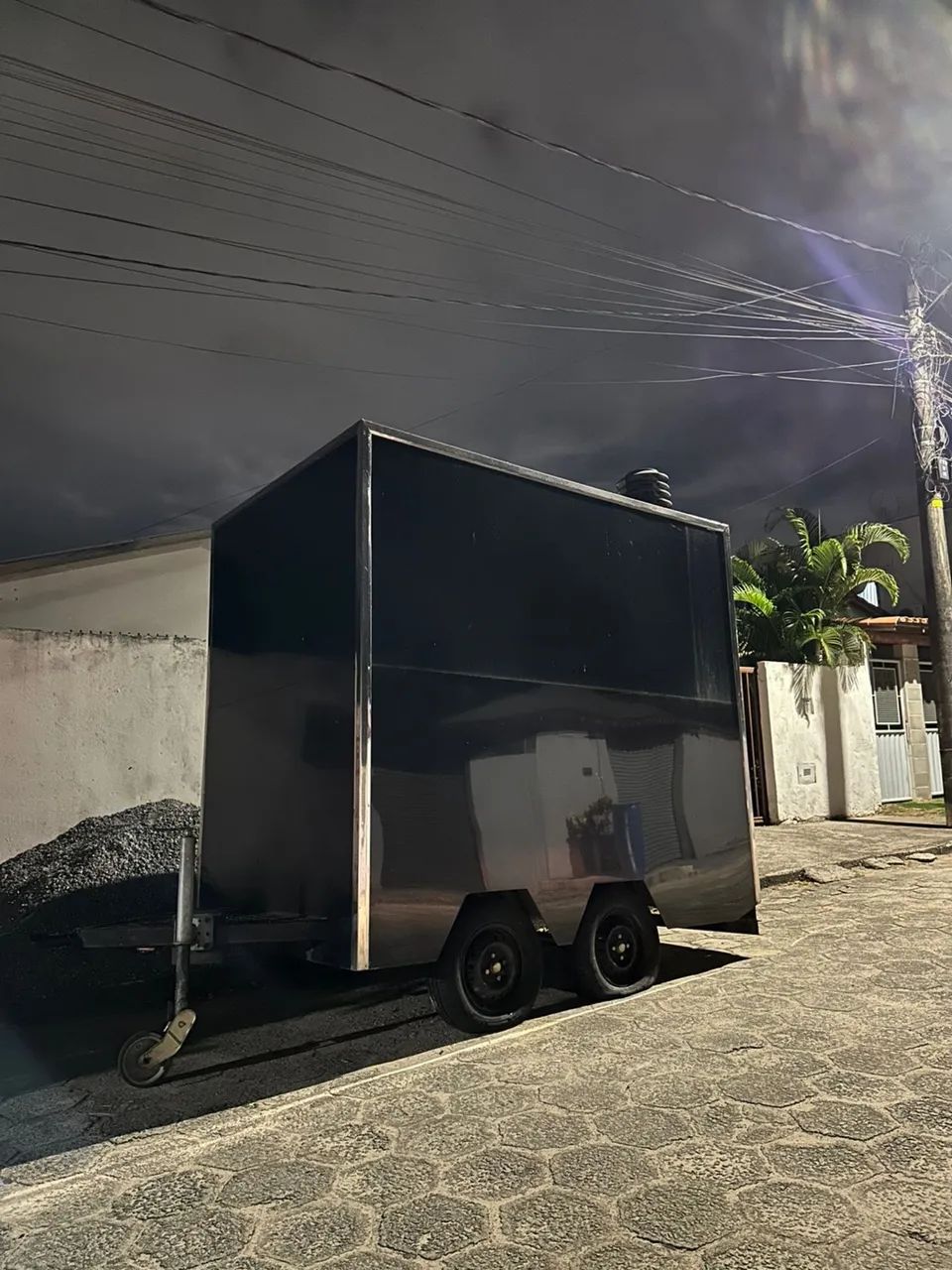 ALUGA-SE FOOD TRUCK 