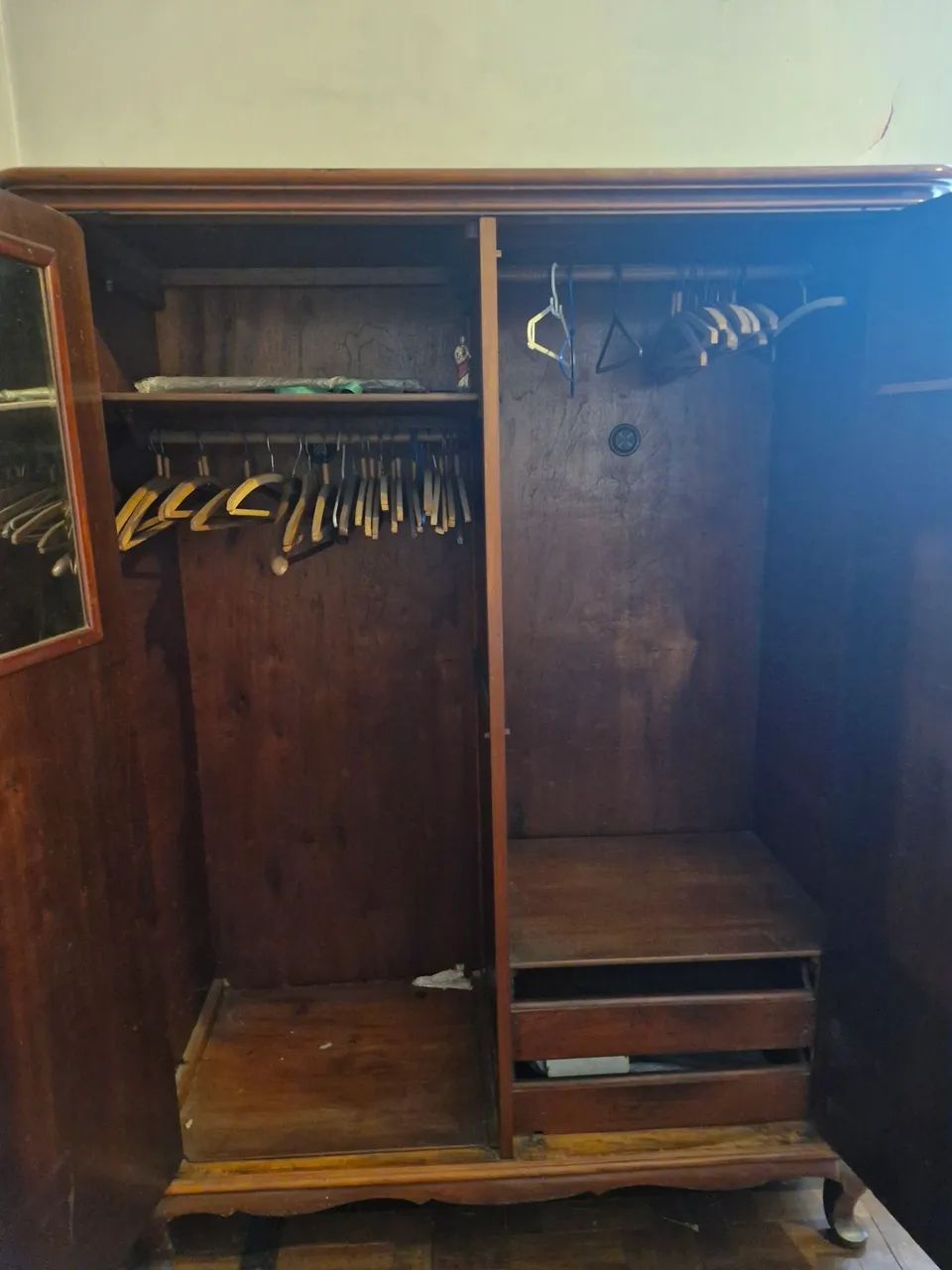 Roupeiro  - Foto 2