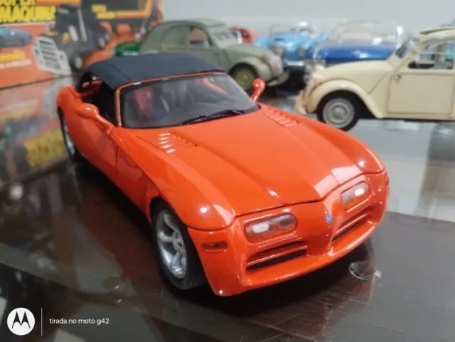 Miniatura 1/18 - Dodge Concept Conversível Laranja 