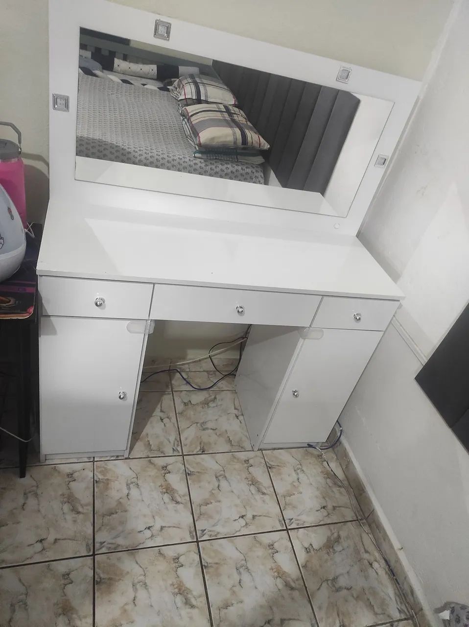 Penteadeira canarim 