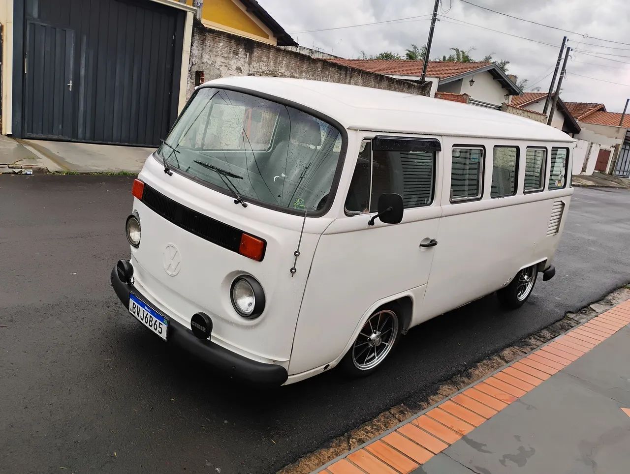 Volkswagen Kombi Standard/ Luxo/ Serie Prata 1993