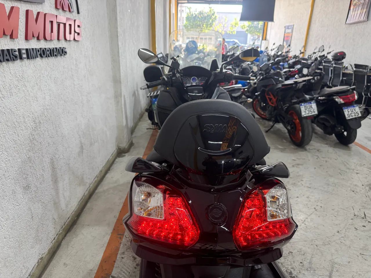 DAFRA MAXSYM 400I 14/15 FINANCIO TROCO  - Foto 3