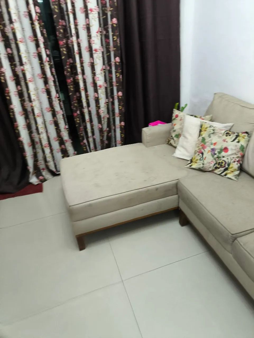 Sofa Retro Moderno Chaise Canto Linho 4 Lugares  - Foto 5
