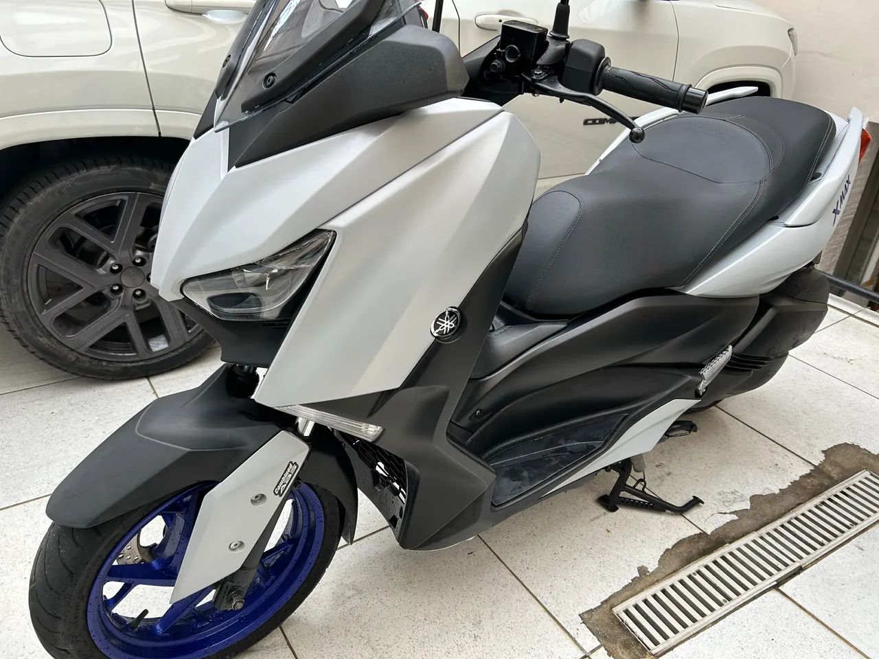 X Max 250 - Foto 5