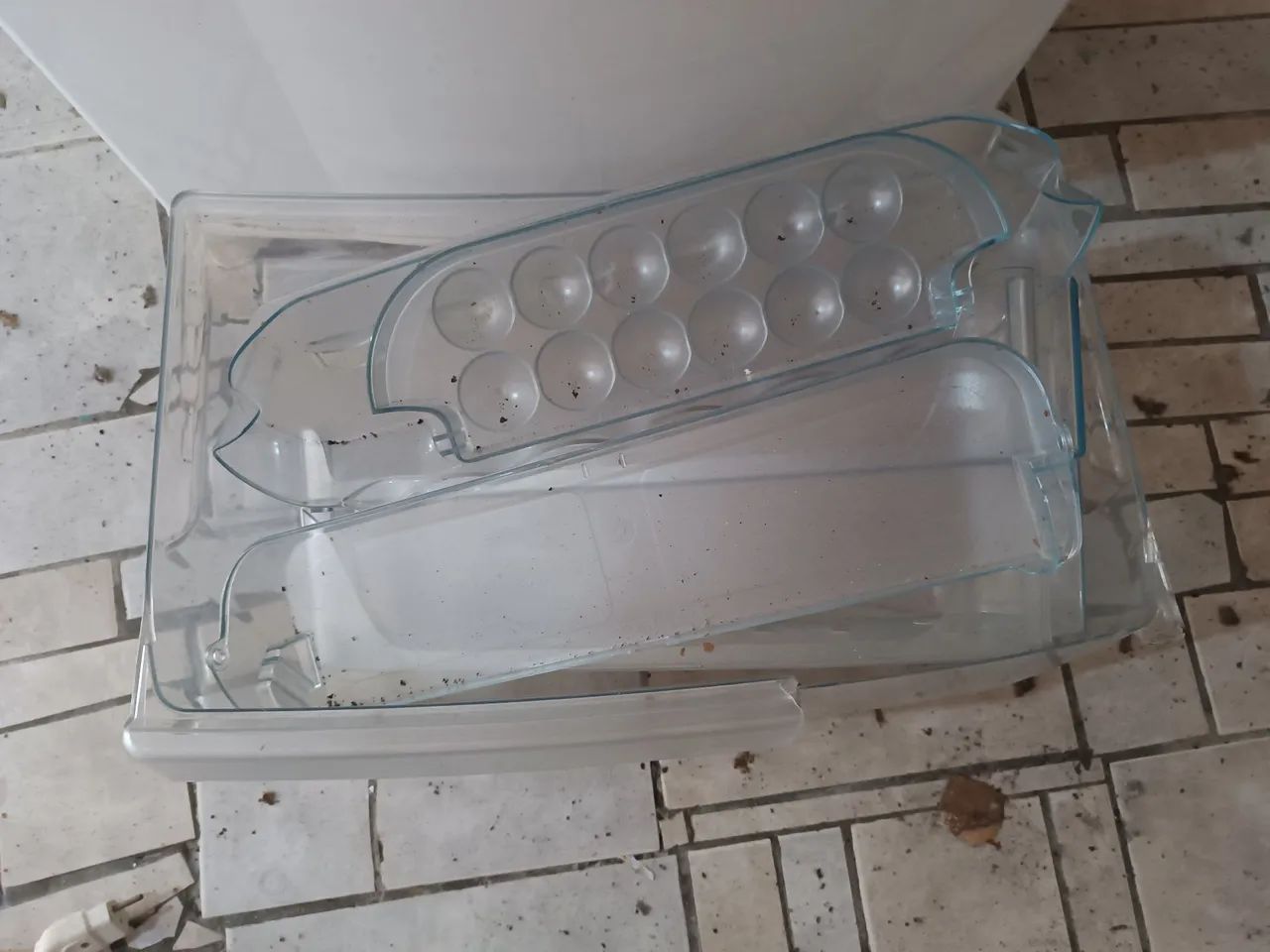 Geladeira com defeito 100 Reais  - Foto 3