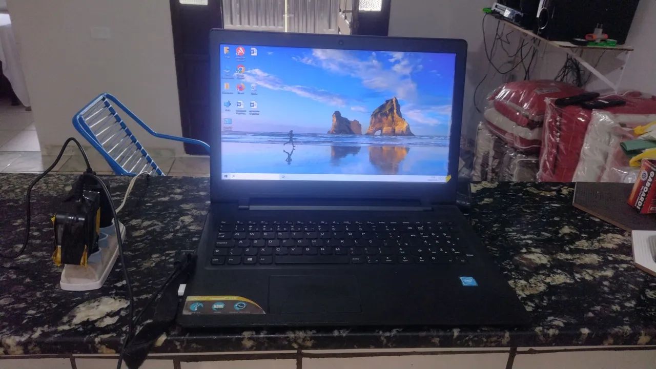 Vendo netbook 