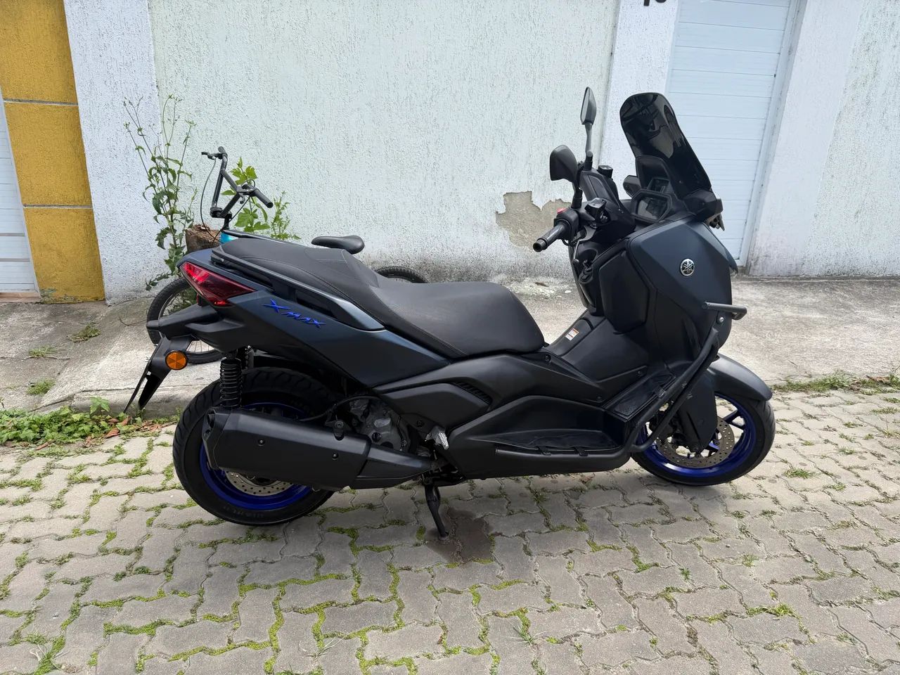 Xmax 250 Connected ABS - Foto 3