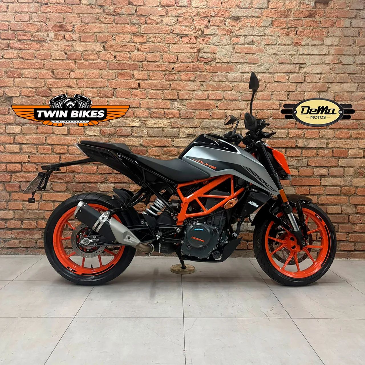 KTM DUKE 390