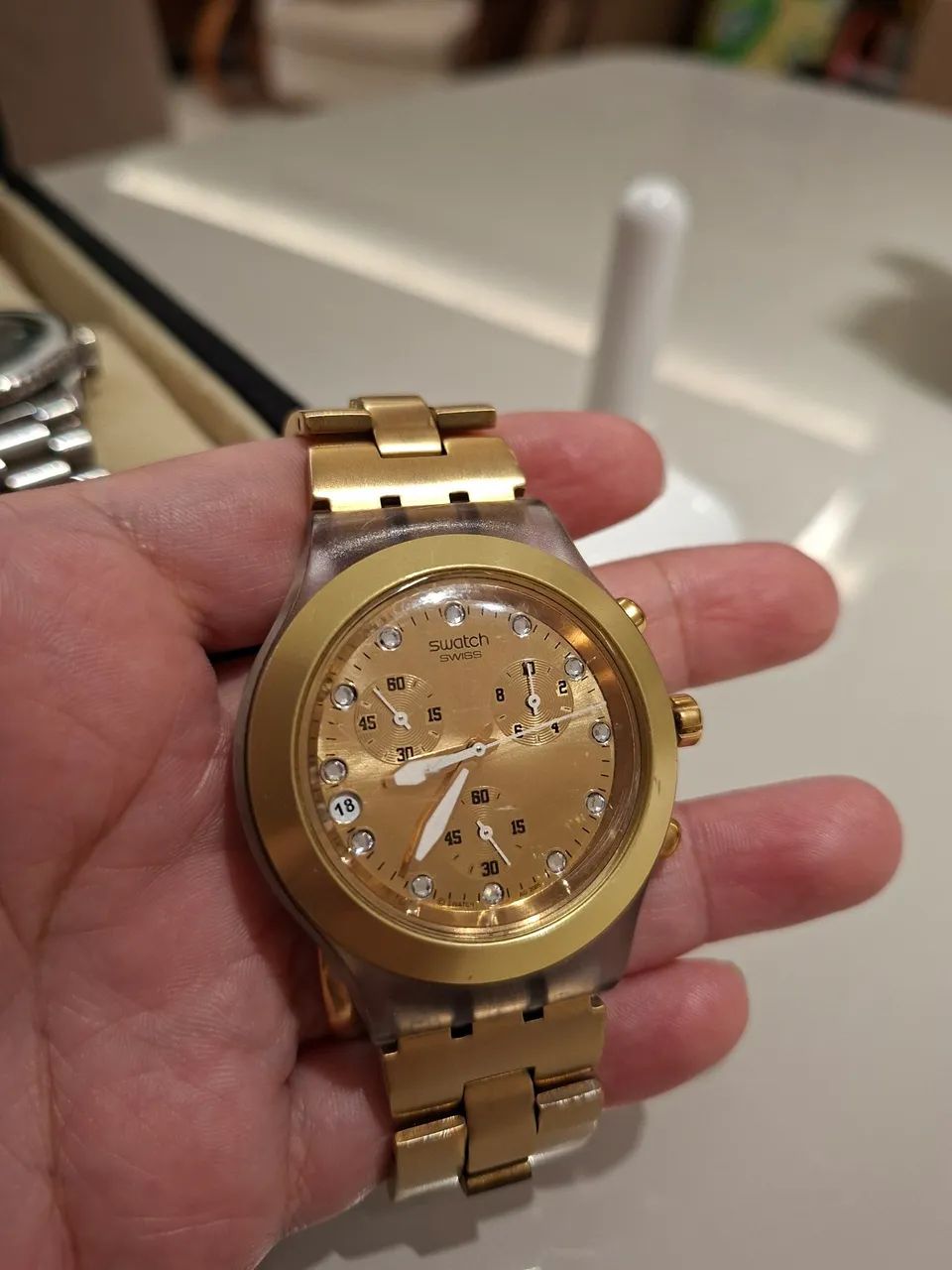 Relógio Swatch Dourado  - Foto 2