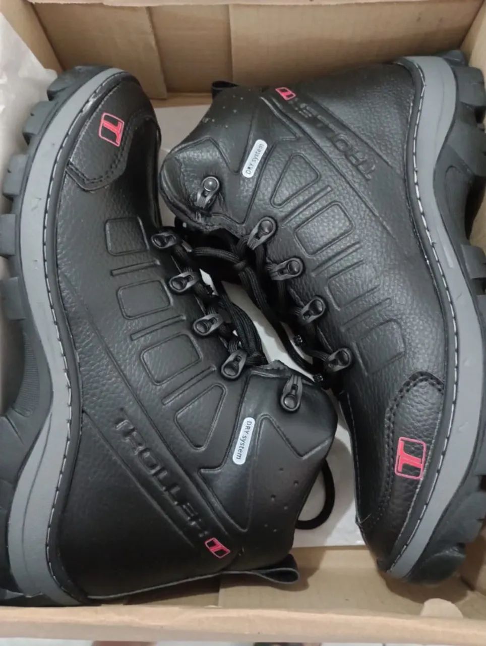 Botinas cat em promoção  - Foto 5