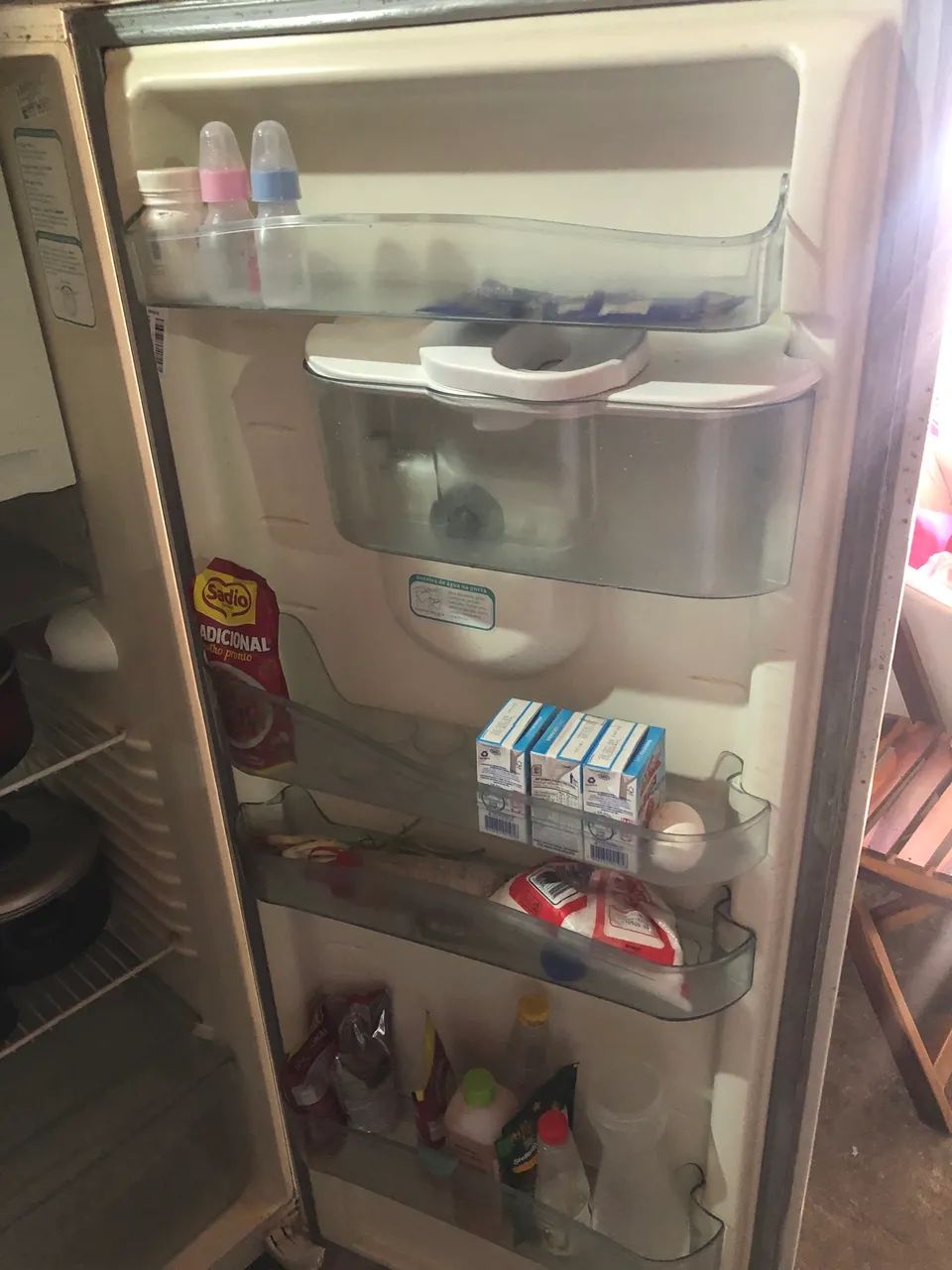 Vendo geladeira  - Foto 4