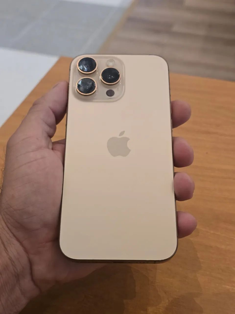 IPHONE 16 PRO MAX