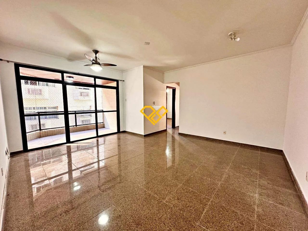 Apartamento 2 Quartos à Venda em Santos - SP