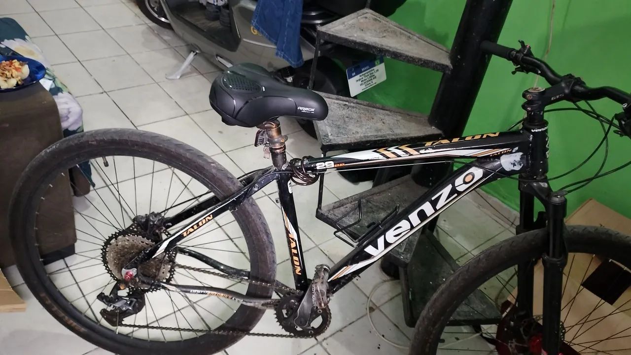 Bicicleta benzo aro 29 preta  - Foto 2