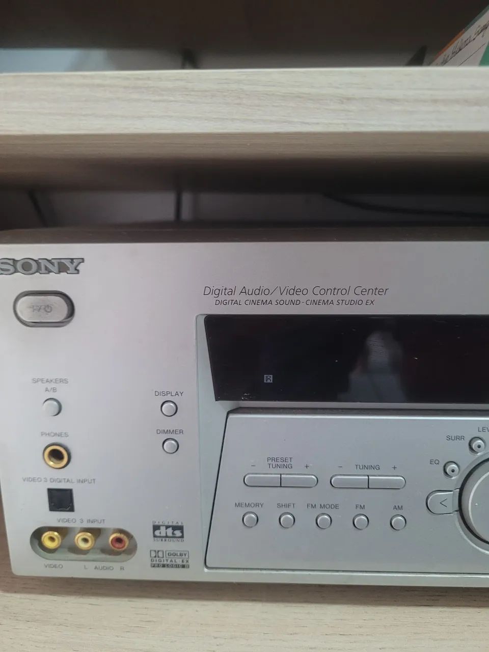 Toca disco e  Receiver com caixinhas - Foto 3