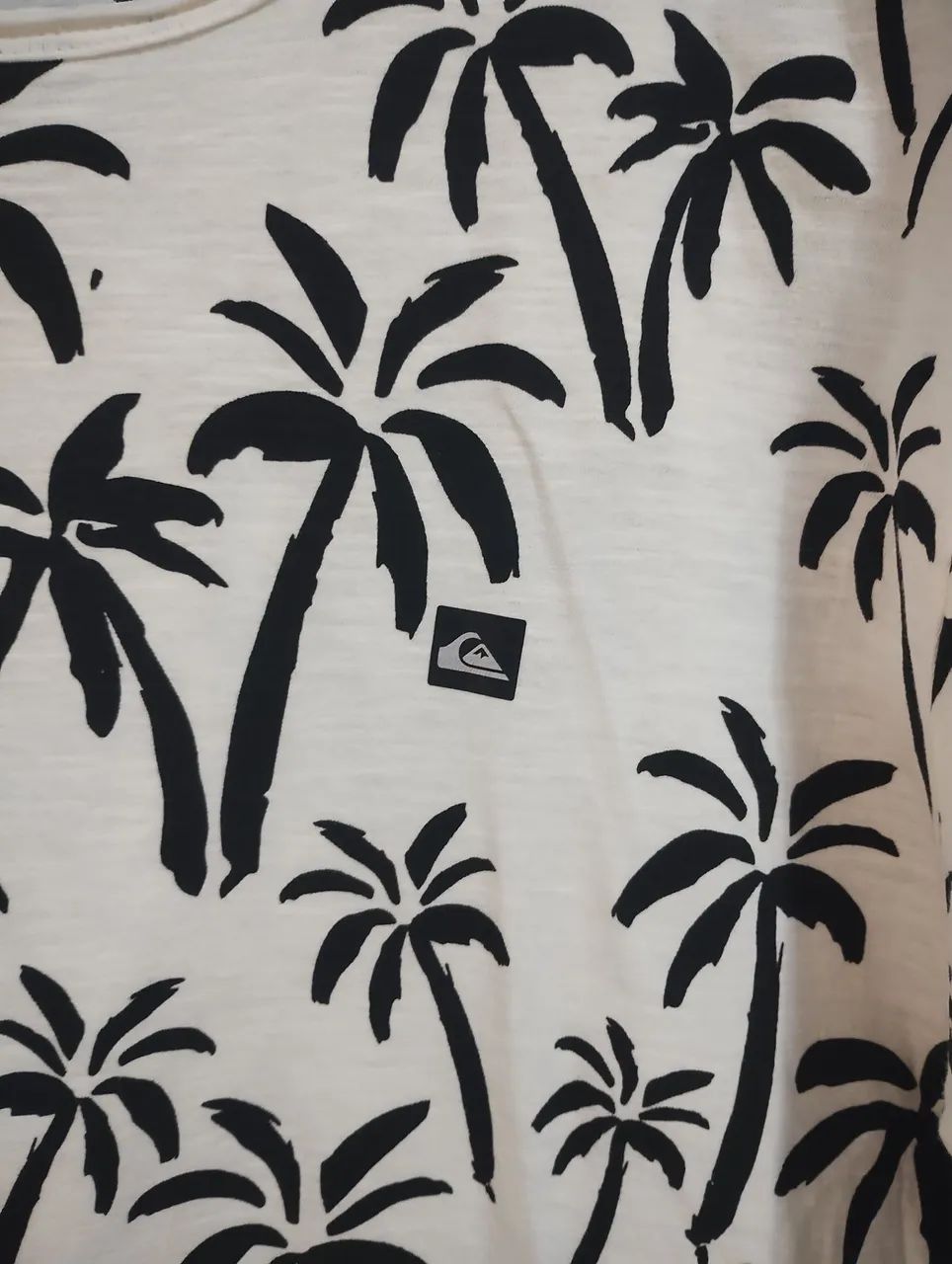 Camiseta Quiksilver dupla face - Foto 3