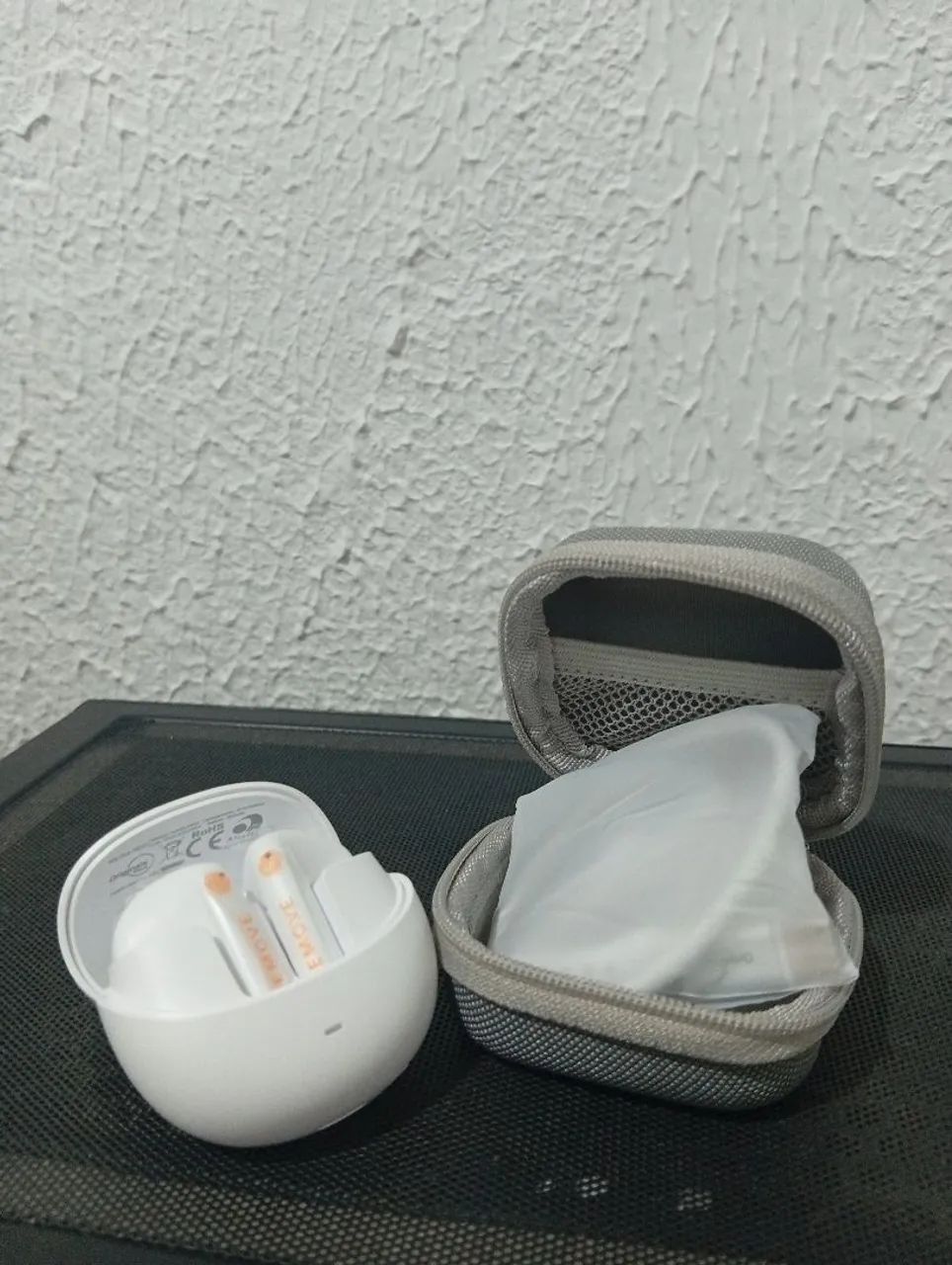 Fone de Ouvido com Cancelamento de Ruído Ativo - Foto 4
